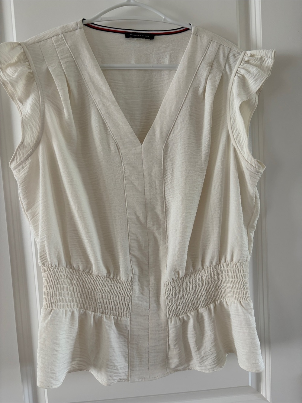Tommy Hilfiger Cream V-Neck Smocked Waist Cap-Sleeve Blouse c31